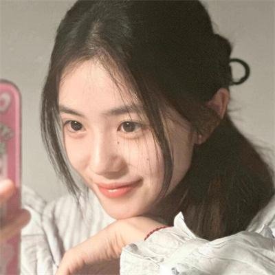 拿针的女孩